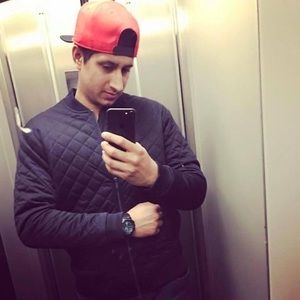 Meet your Posher, Justin